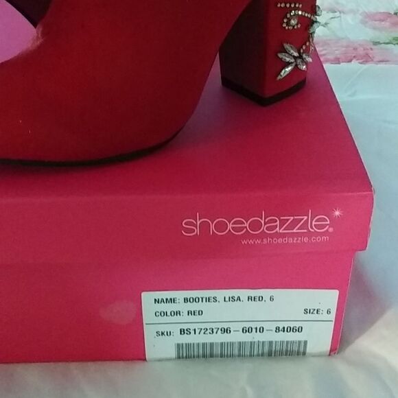 NIB Shoedazzle Lisa size 6 beautiful Red Jeweled ankle Boots with 4” heel - Picture 3 of 7